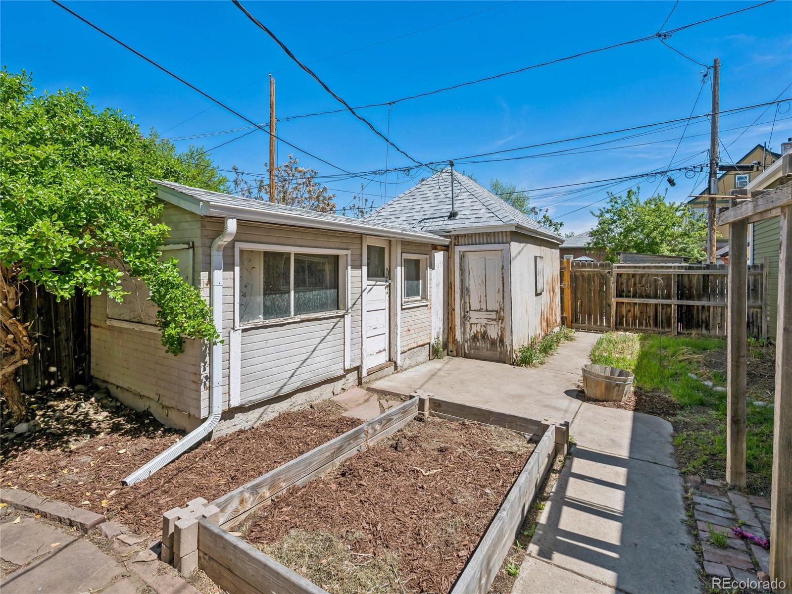 4244 Umatilla Street Denver CO 80211