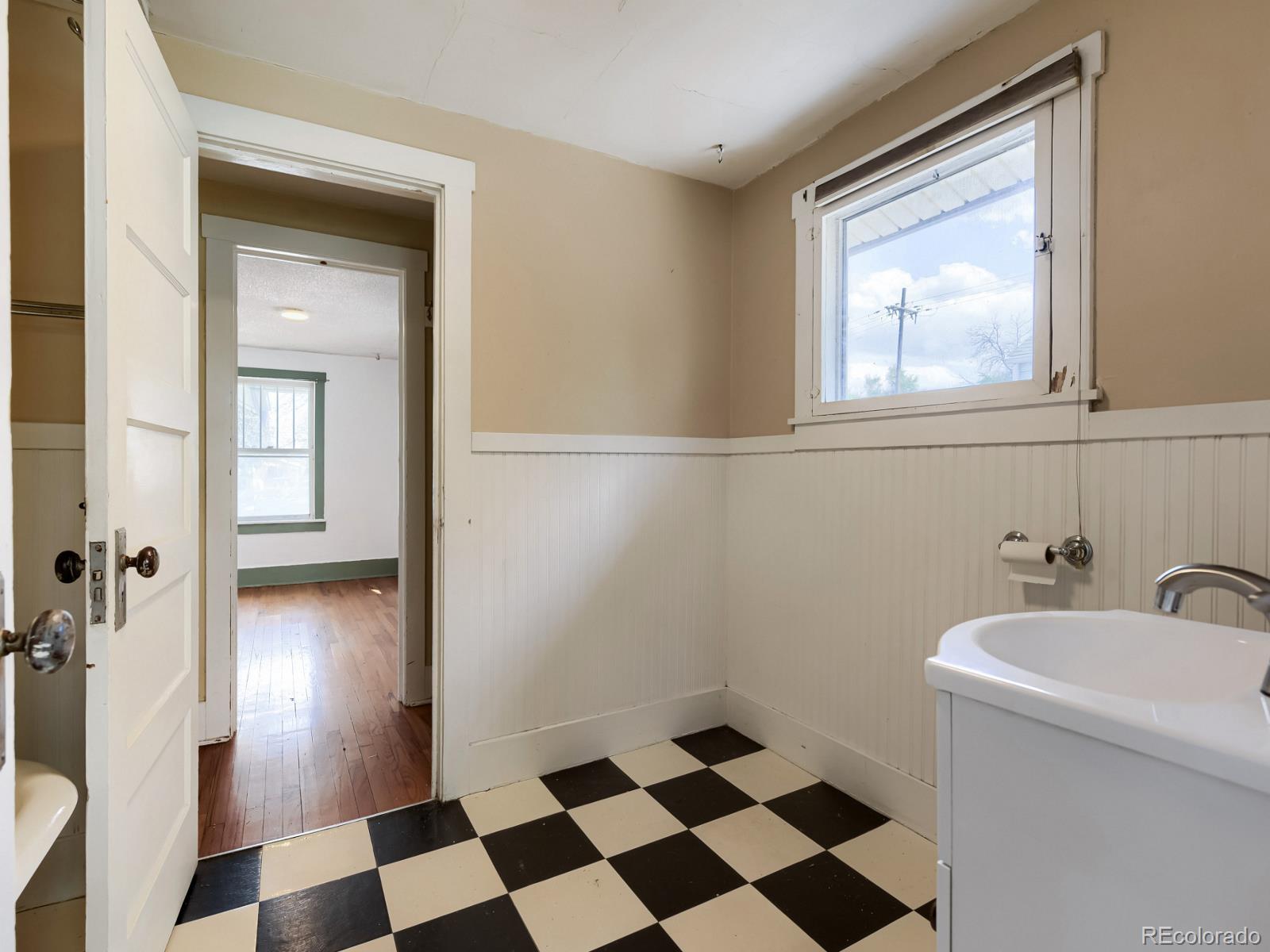 4075 S Lincoln Street Englewood CO 80113