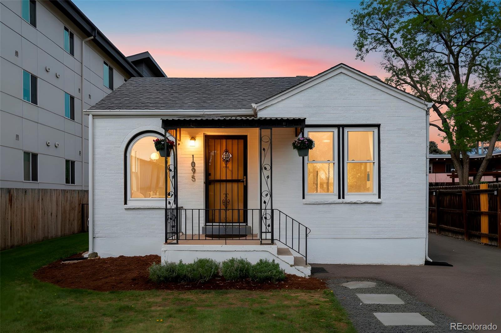 1095 Carr Street Lakewood CO 80214