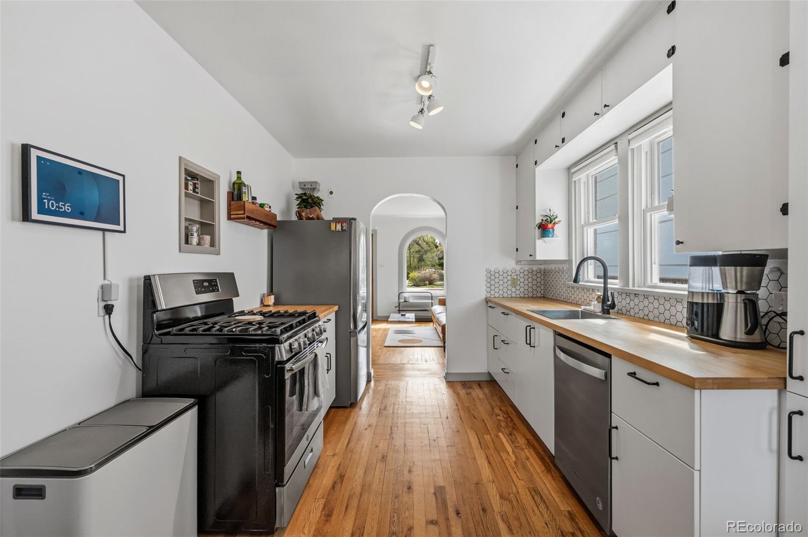 1095 Carr Street Lakewood CO 80214