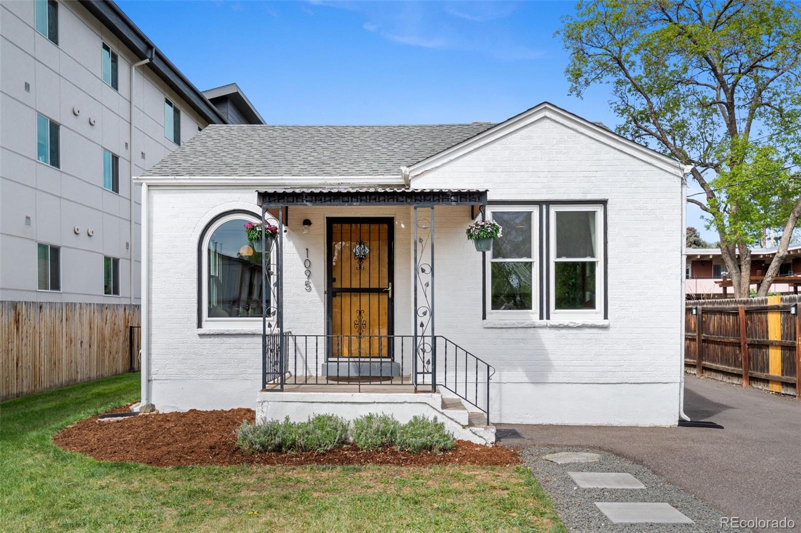 1095 Carr Street Lakewood CO 80214