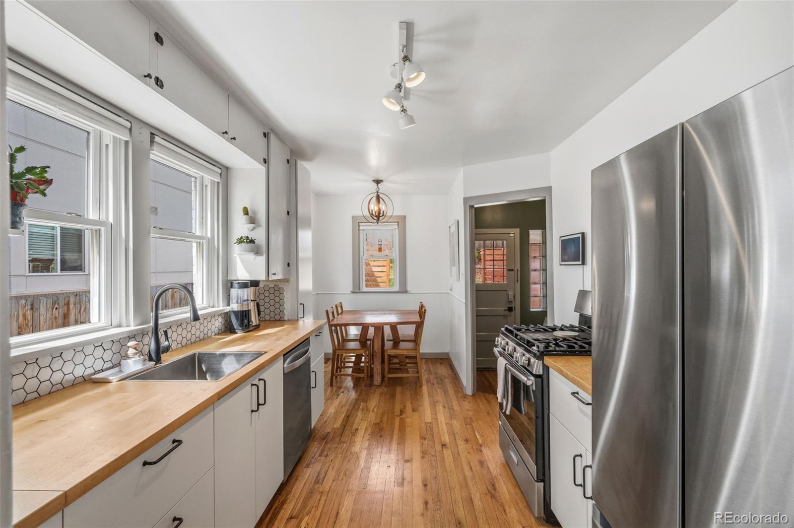 1095 Carr Street Lakewood CO 80214