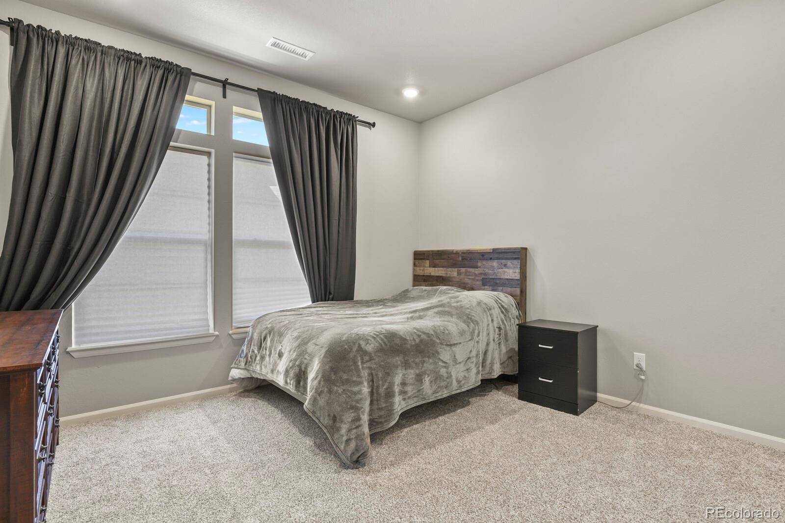 5825 Mireland View Colorado Springs CO 80927