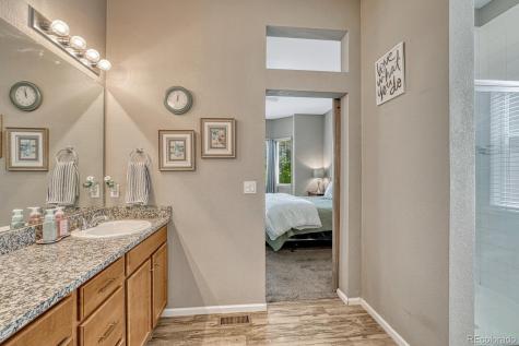 4514 S Valdai Circle Aurora CO 80015