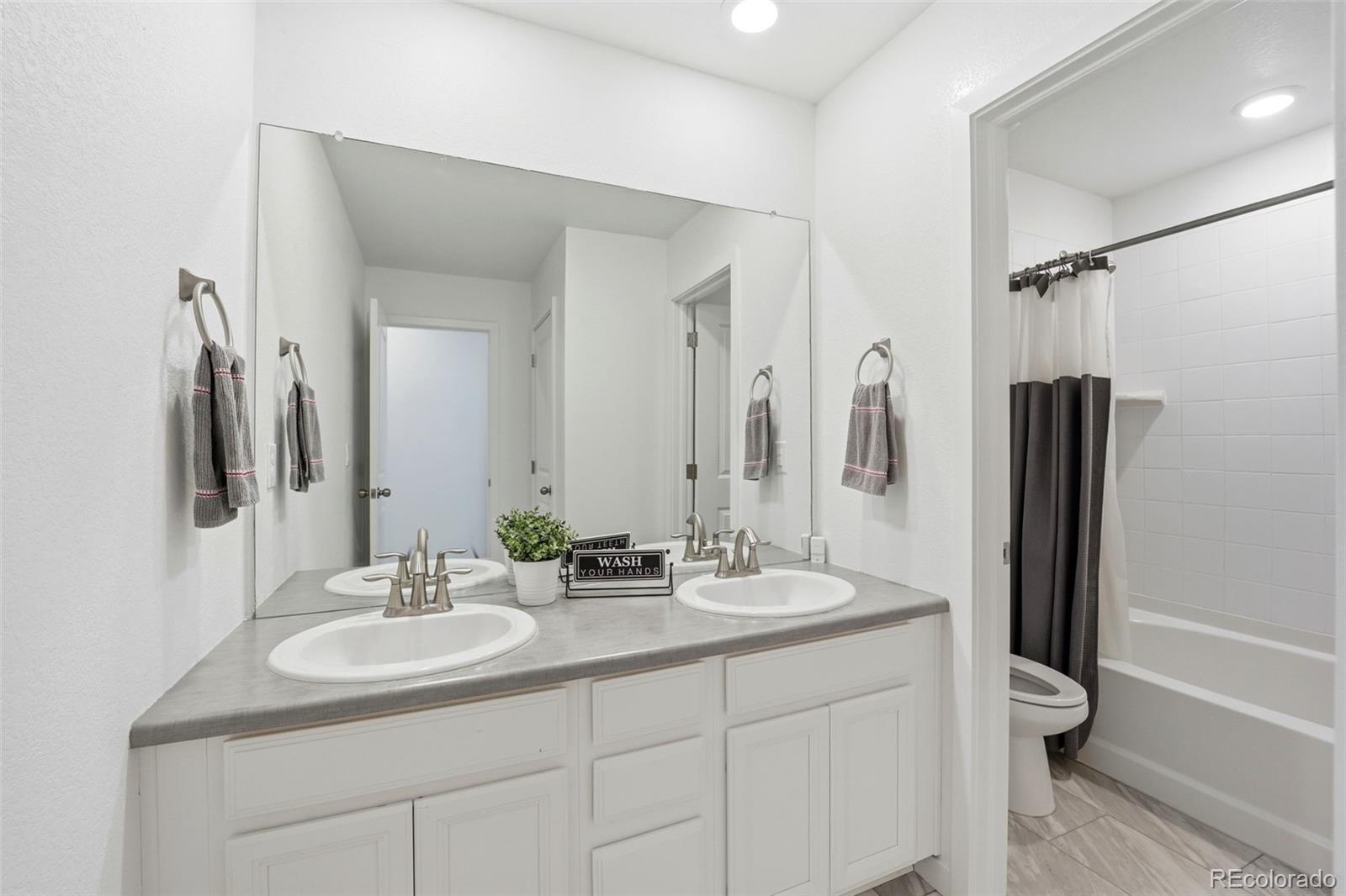875 Snowberry Avenue Elizabeth CO 80107