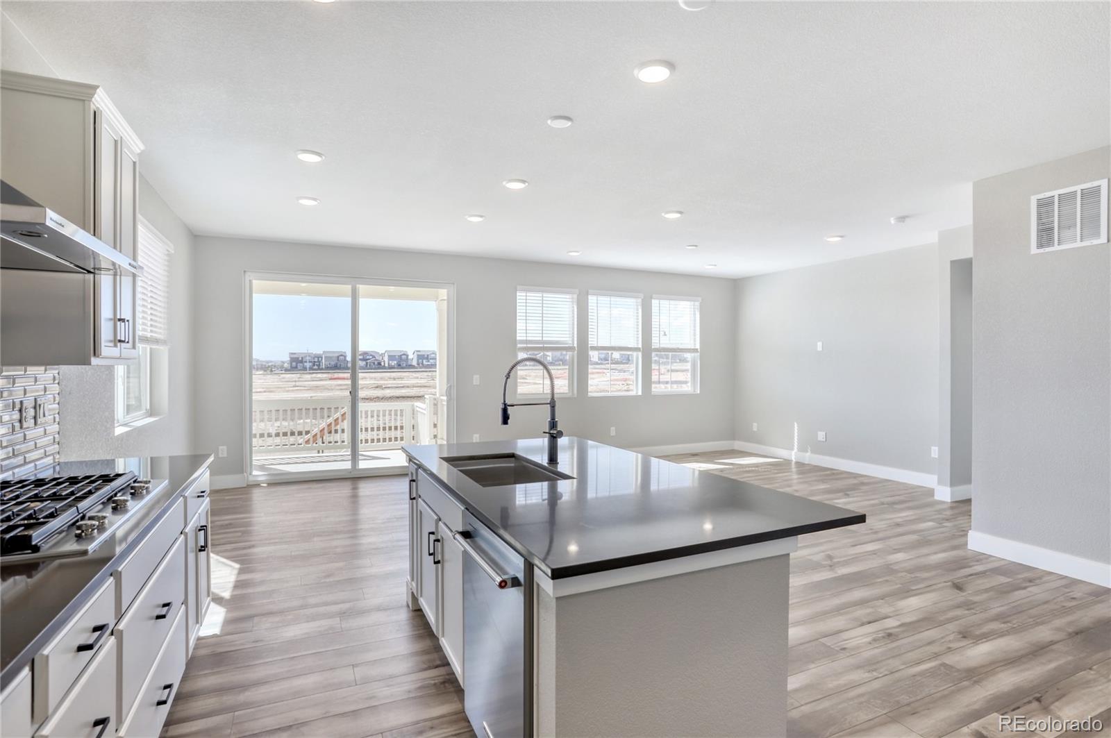 5450 Green Thumb Avenue Firestone CO 80504