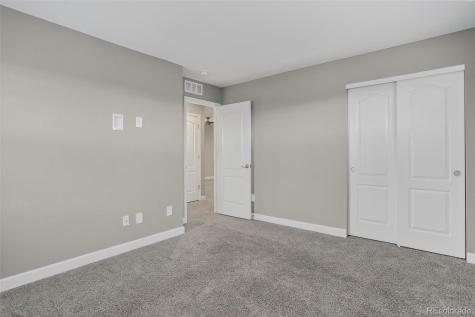 5010 S Wenatchee Circle Aurora CO 80015