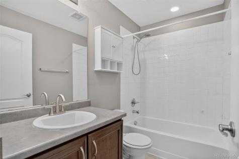 5010 S Wenatchee Circle Aurora CO 80015