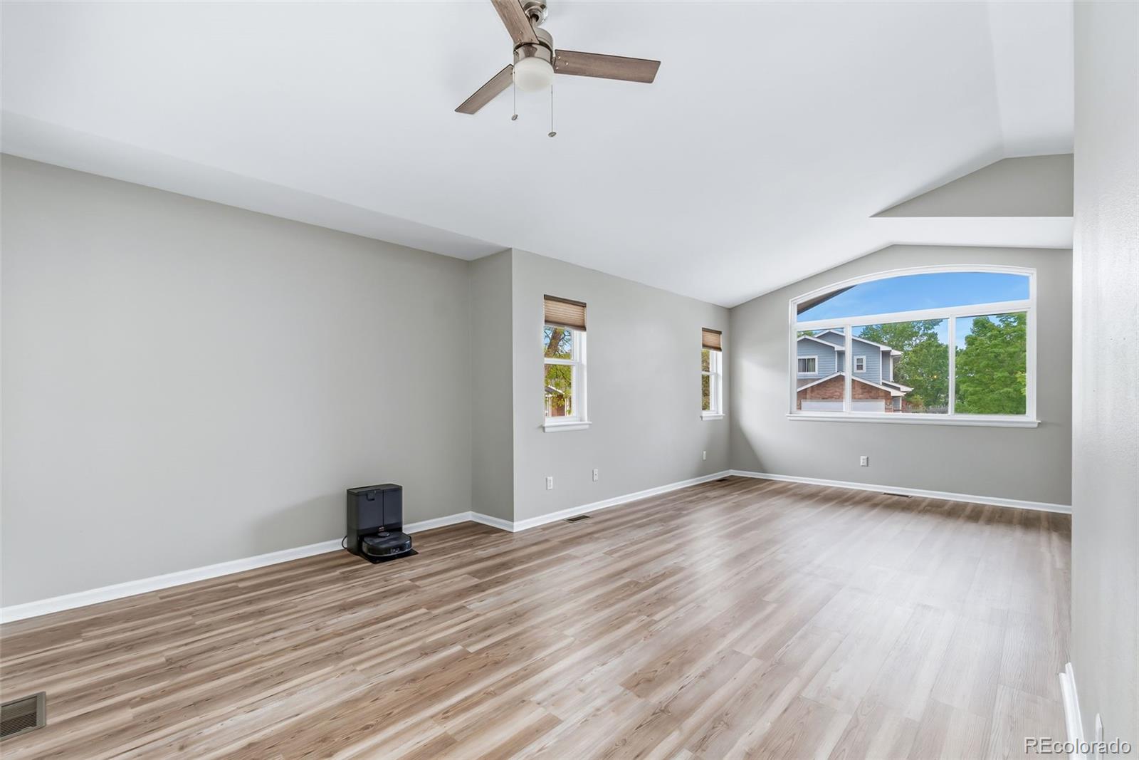 812 Brookside Drive Longmont CO 80504