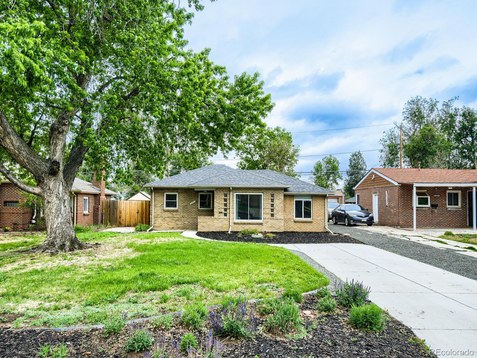 2431 Oneida Street Denver CO 80207