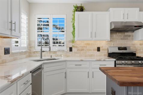 22102 E Ida Place Aurora CO 80015