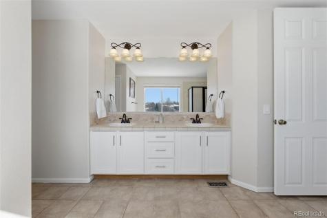 22102 E Ida Place Aurora CO 80015