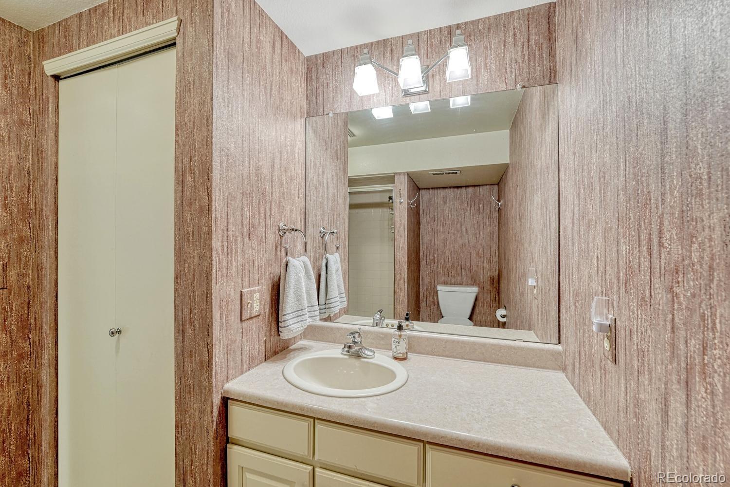 7325 W Clifton Avenue Littleton CO 80128