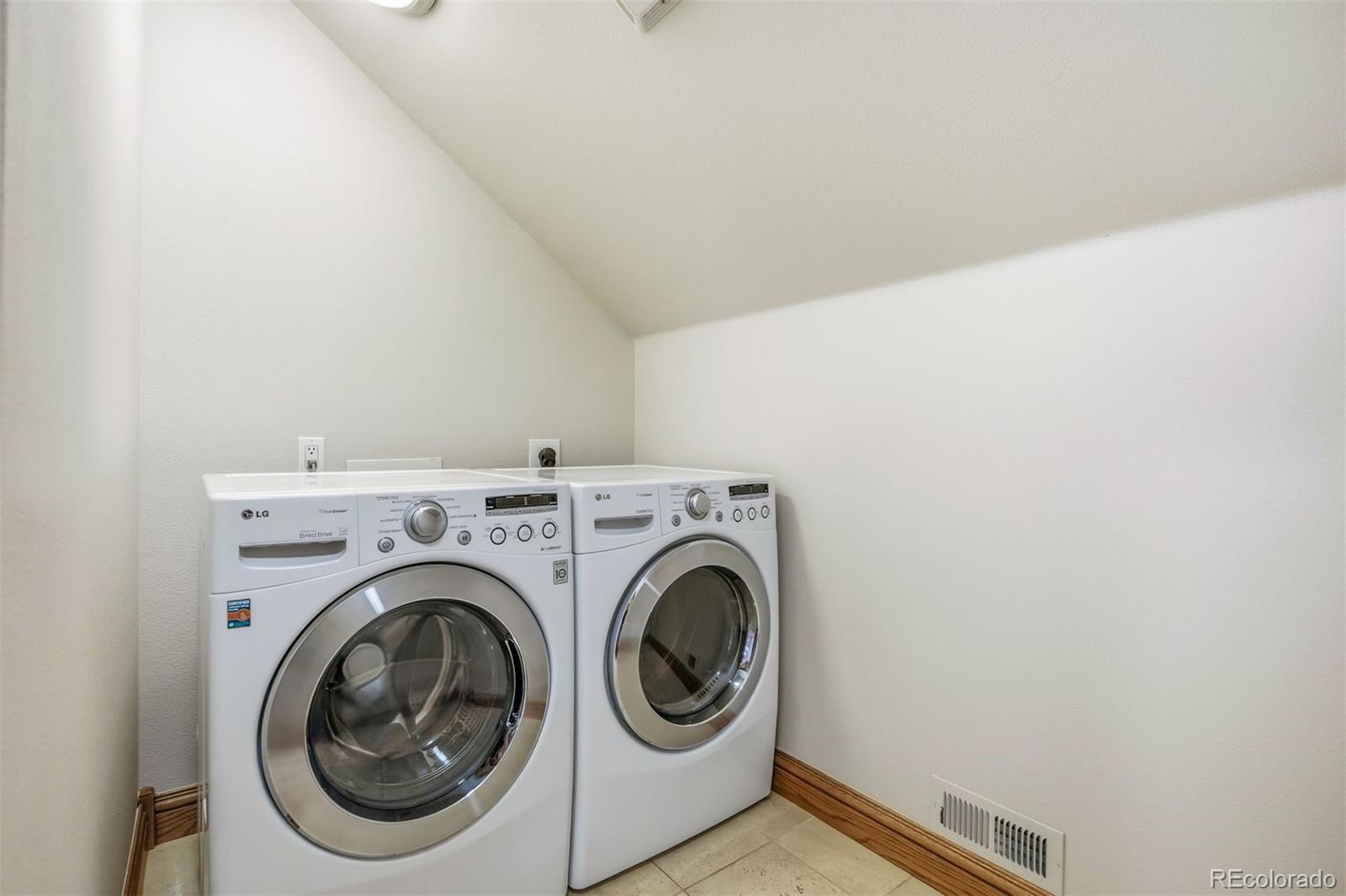 2627 E Willamette Lane Greenwood Village CO 80121