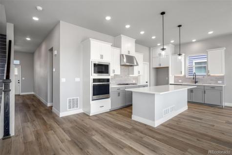 4435 Peak Crest View Colorado Springs CO 80918