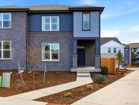 749 N Shawnee Street Aurora CO 80018