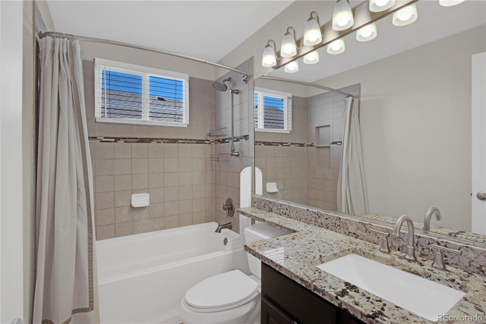 5335 S Ukraine Way Aurora CO 80015