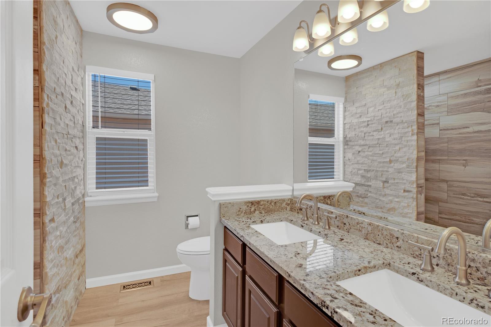 5335 S Ukraine Way Aurora CO 80015