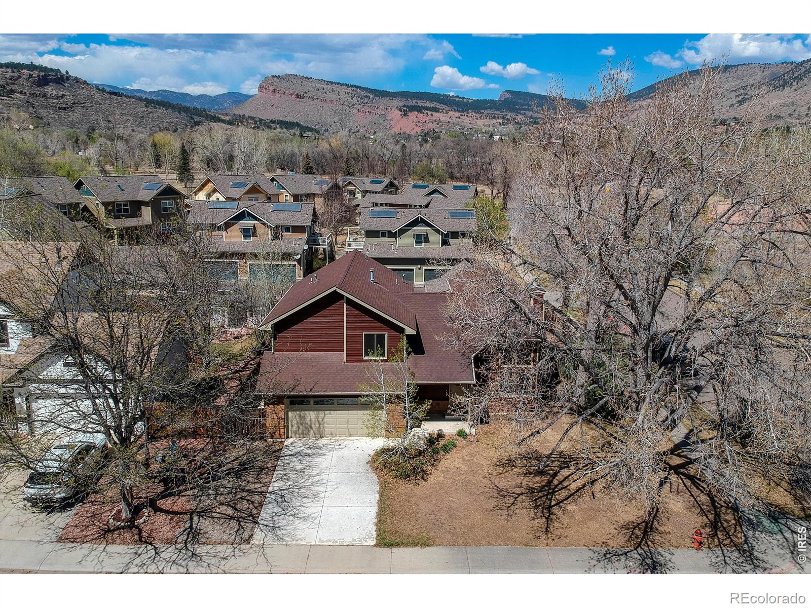 202 Welch Drive Lyons CO 80540