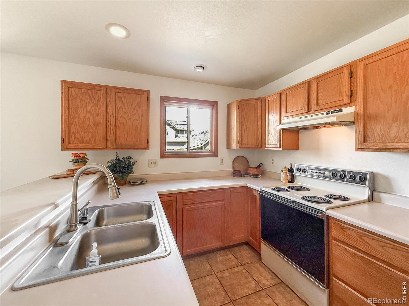 202 Welch Drive Lyons CO 80540