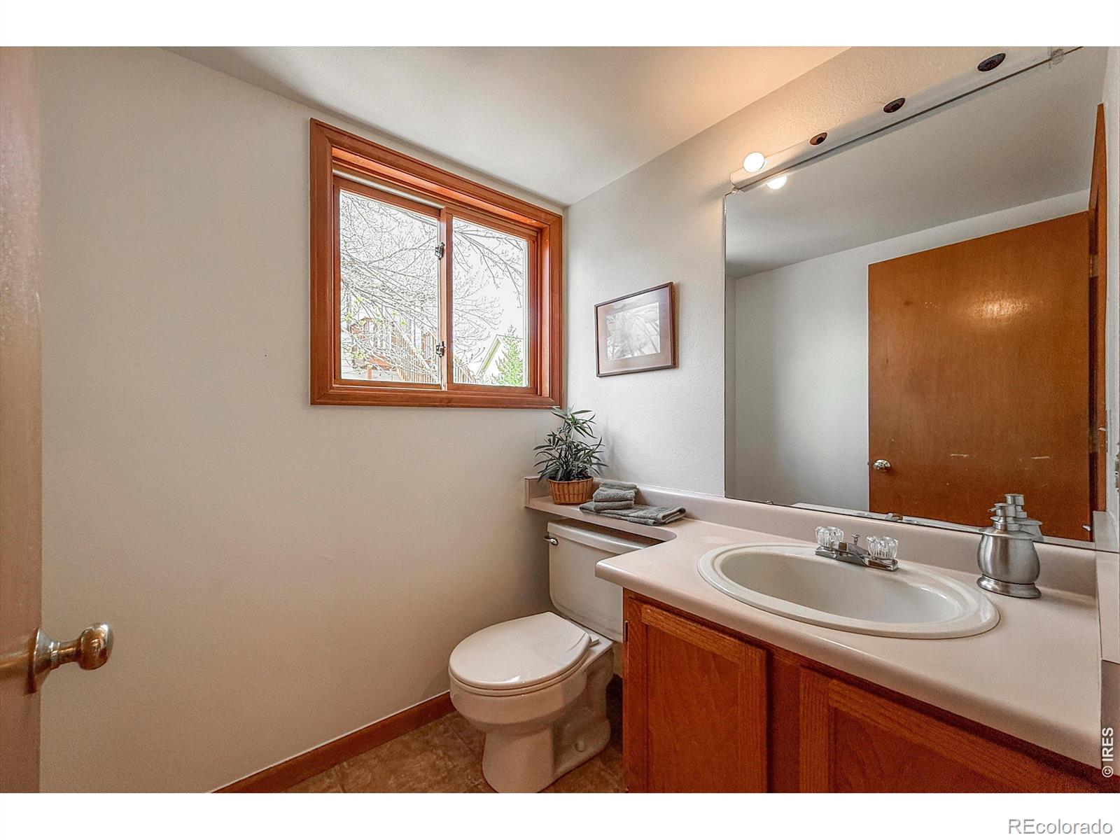 202 Welch Drive Lyons CO 80540