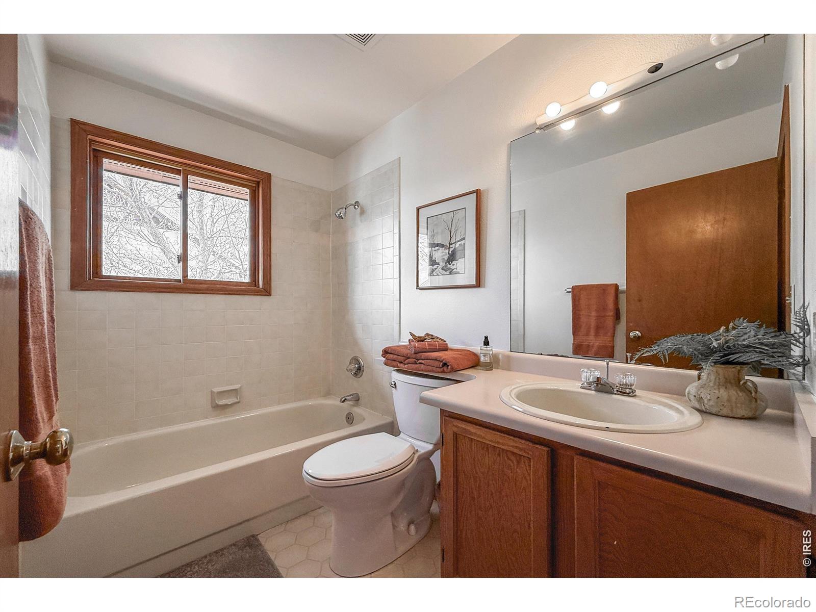 202 Welch Drive Lyons CO 80540