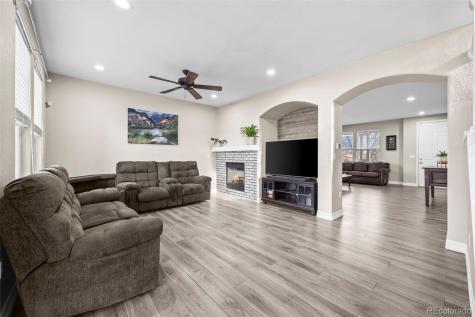 1305 S Ensenada Street Aurora CO 80017