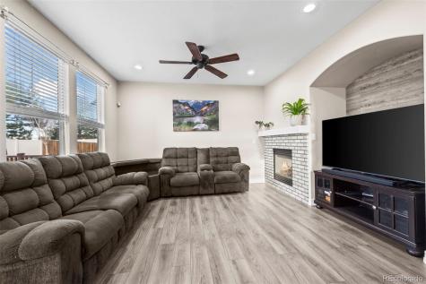 1305 S Ensenada Street Aurora CO 80017