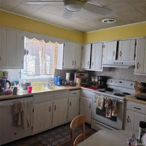 1774 Havana Street Aurora CO 80010