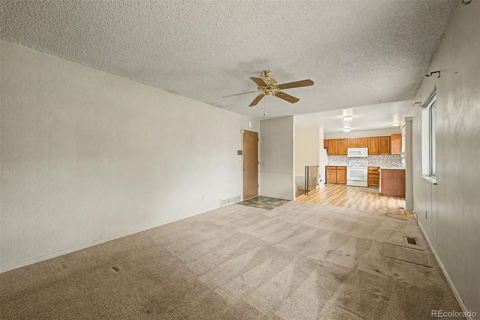 1123 S Lewiston Way Aurora CO 80017