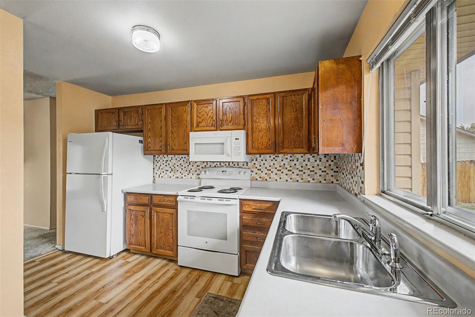 1123 S Lewiston Way Aurora CO 80017