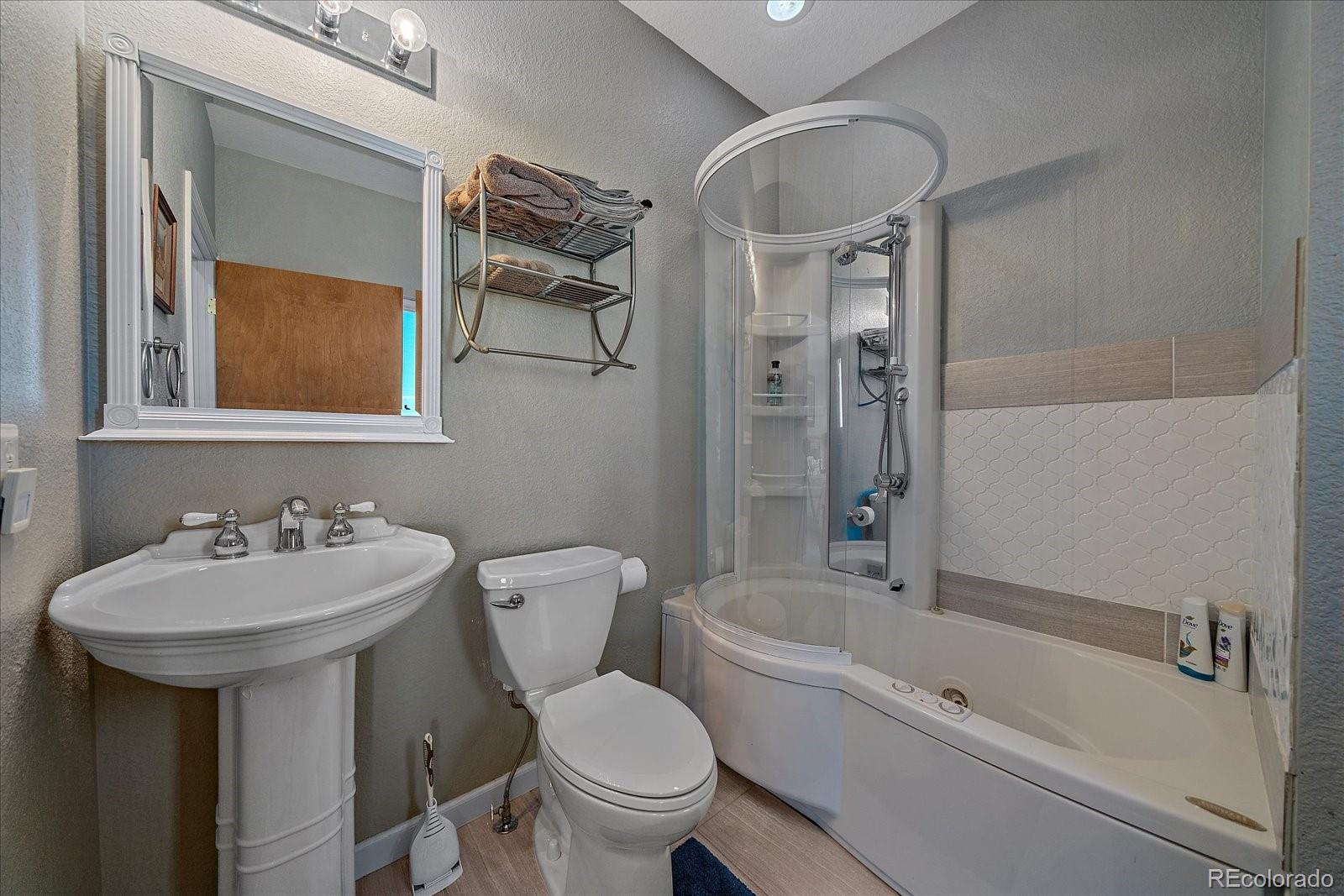 43777 Private Road 39 Elizabeth CO 80107