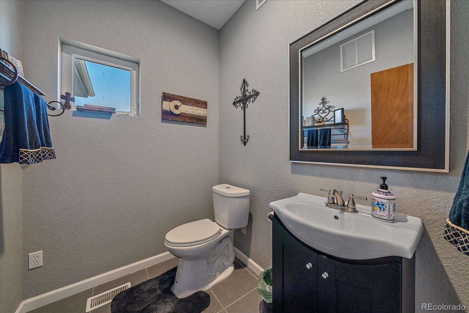 43777 Private Road 39 Elizabeth CO 80107