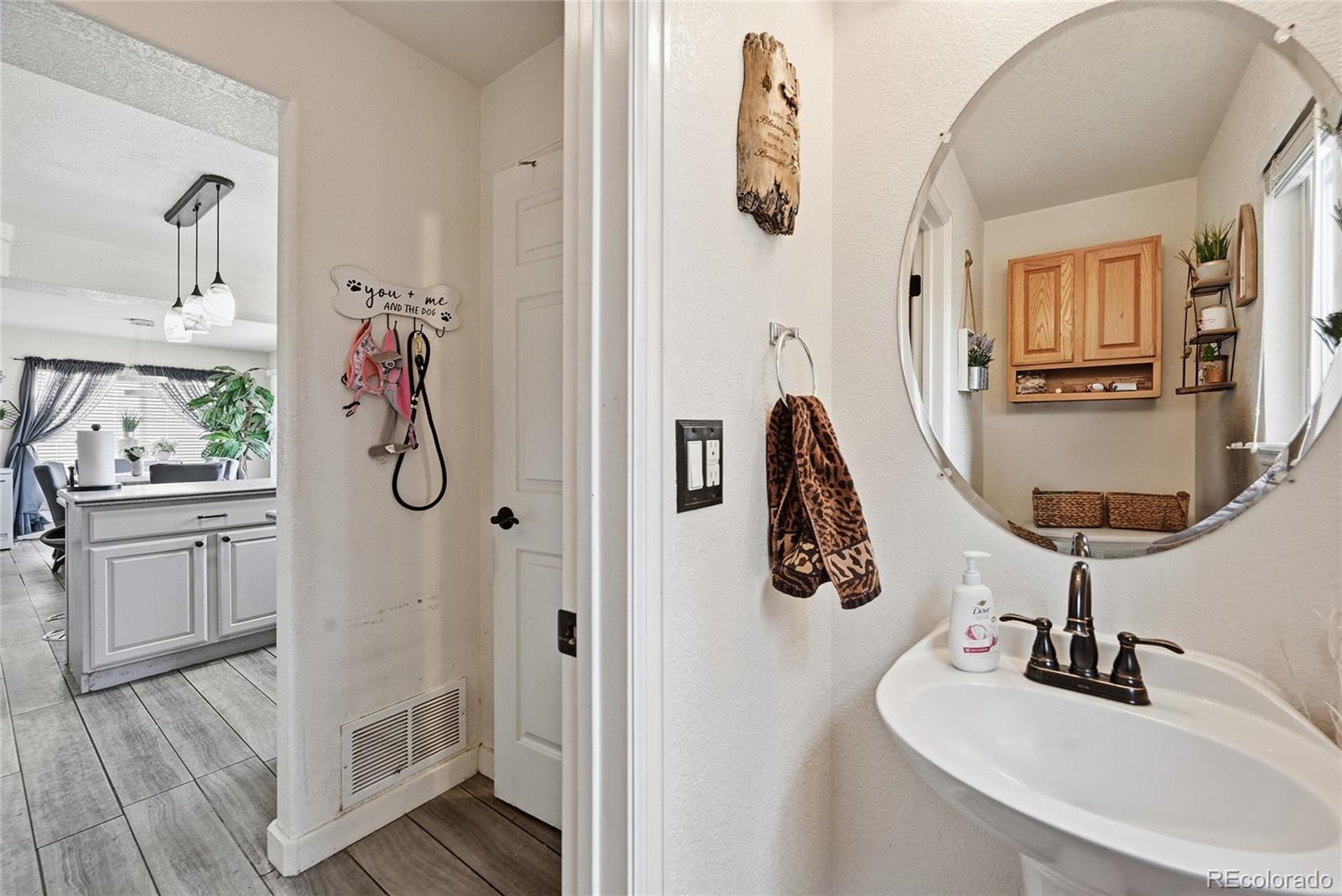 4335 Lyndenwood Point Highlands Ranch CO 80130