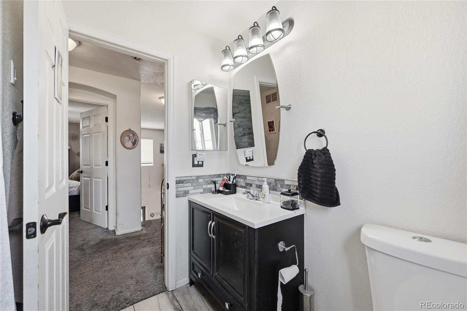 4335 Lyndenwood Point Highlands Ranch CO 80130