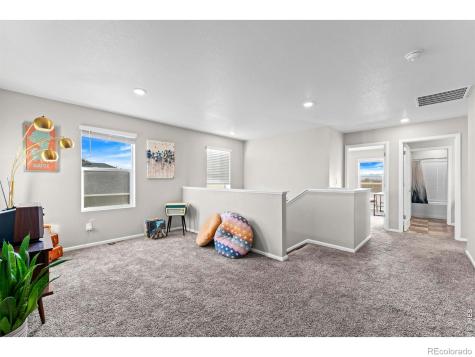 860 Camberly Drive Windsor CO 80550