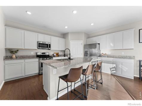 860 Camberly Drive Windsor CO 80550