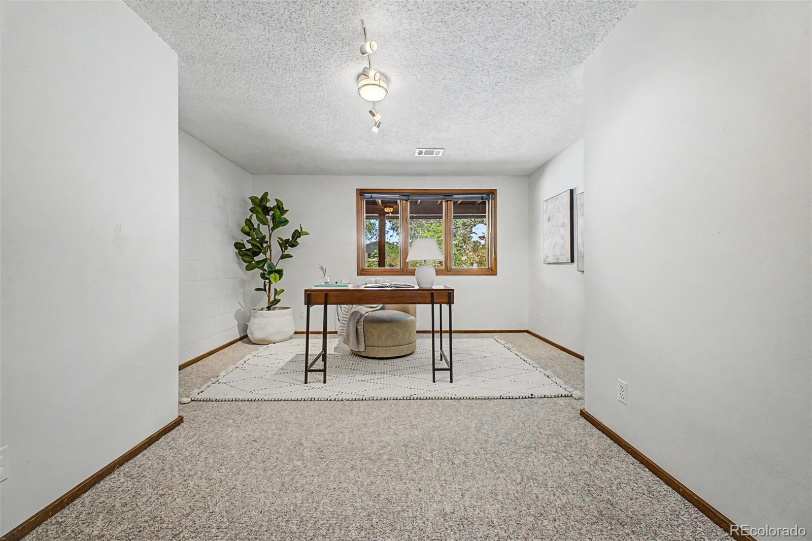 425 Long View Court Longmont CO 80501