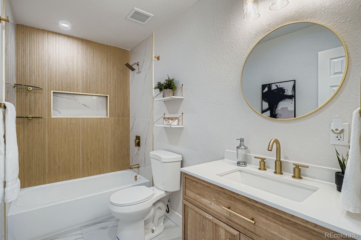 1673 Lansing Street Aurora CO 80010