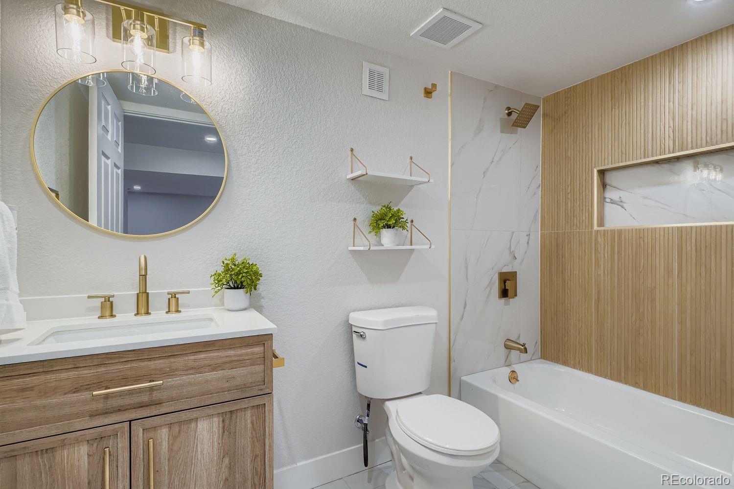 1673 Lansing Street Aurora CO 80010