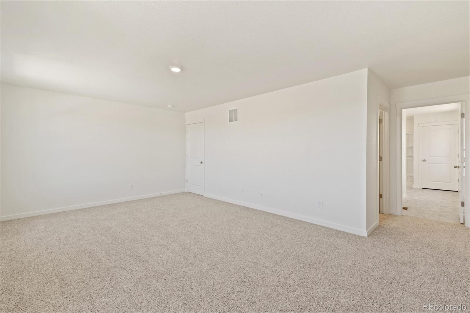 9877 Danube Court Commerce City CO 80022
