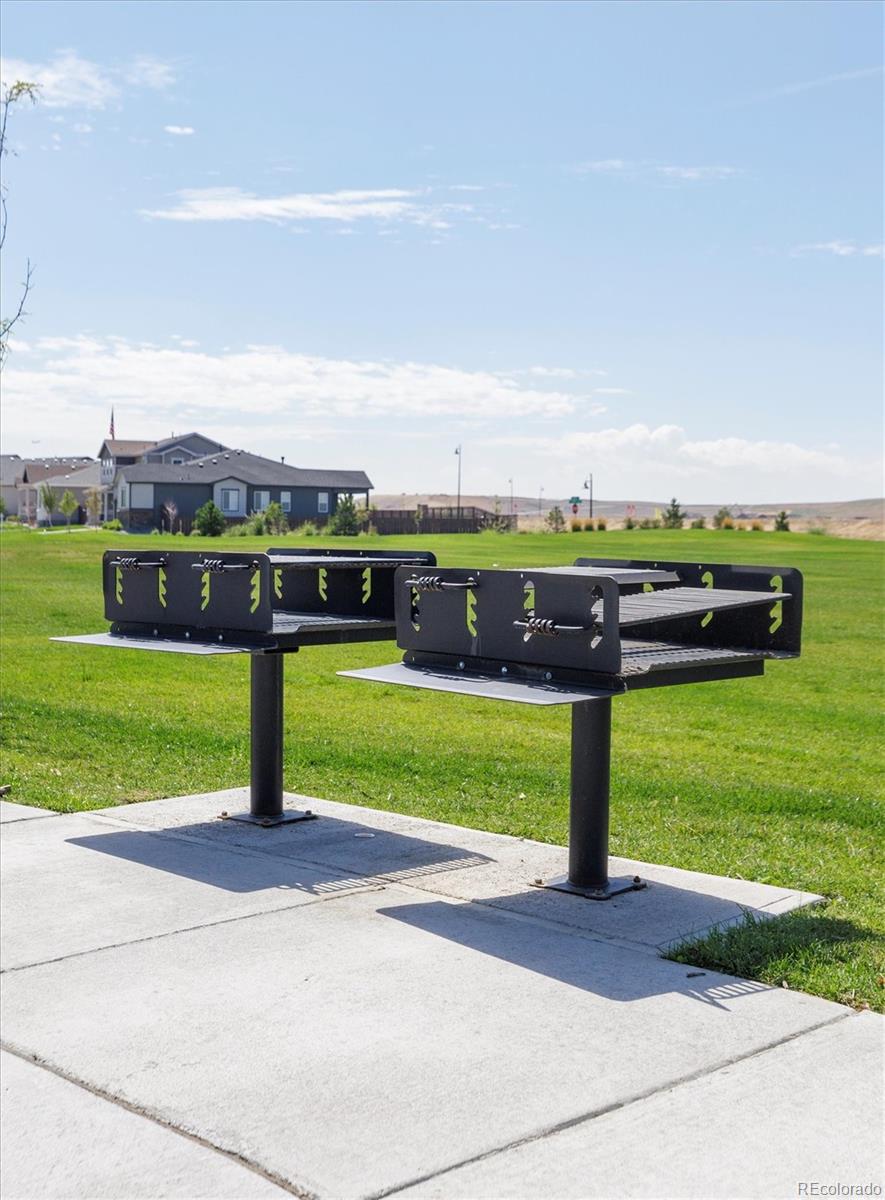 9877 Danube Court Commerce City CO 80022