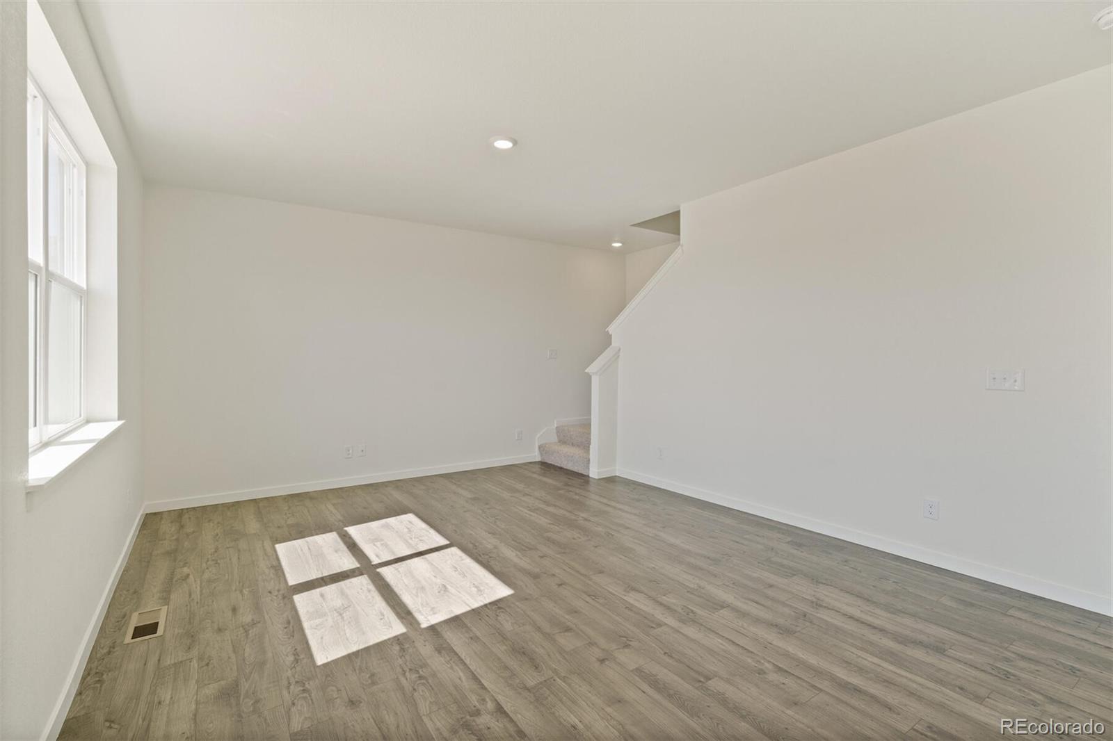 9877 Danube Court Commerce City CO 80022