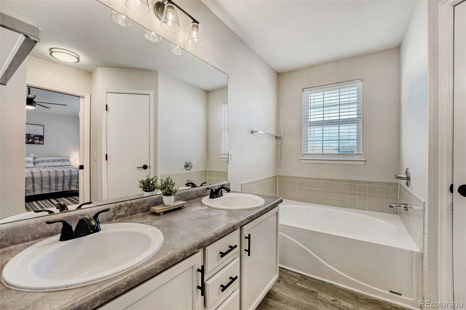 5121 S Lisbon Way Centennial CO 80015