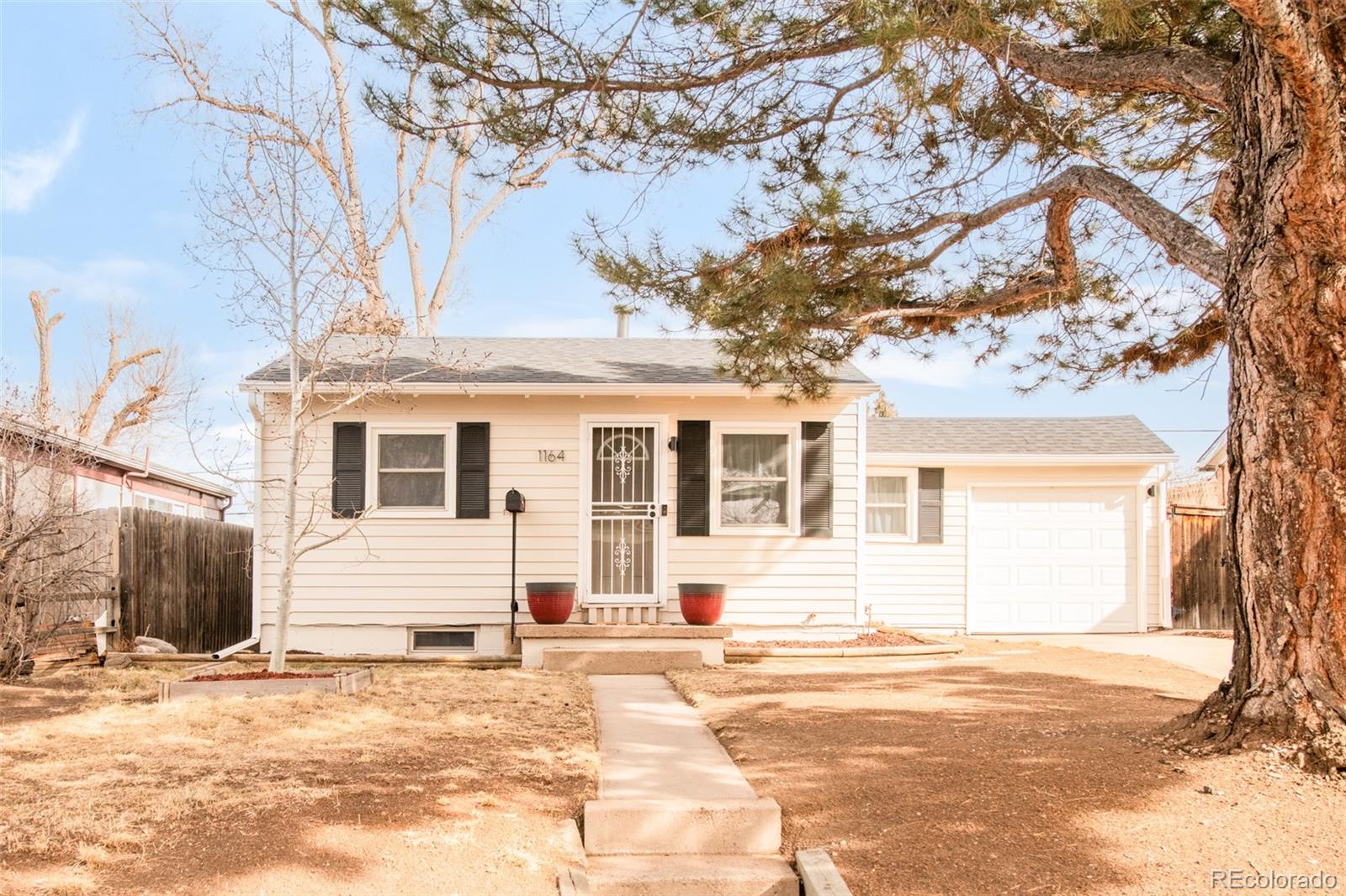 1164 Roslyn Street Denver CO 80220