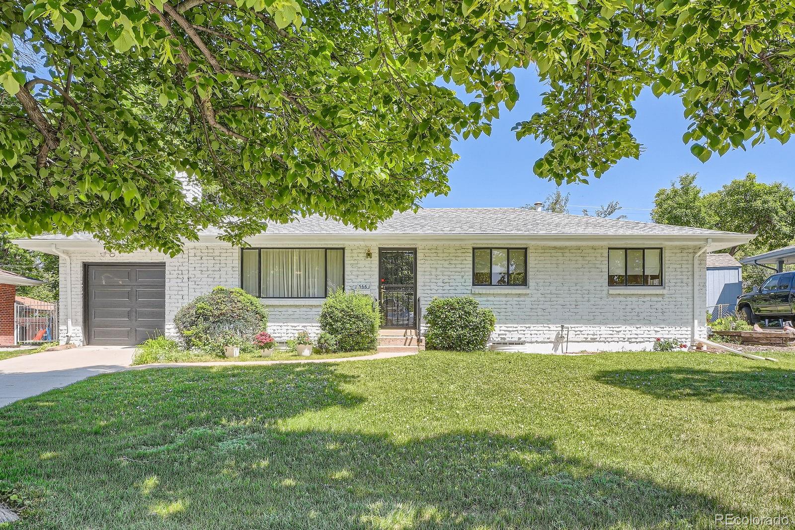 366 Kenton Street Aurora CO 80010