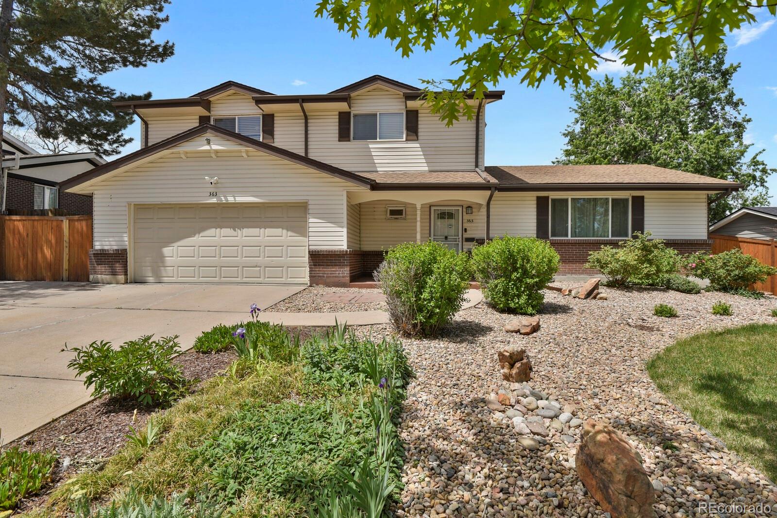 363 Toledo Street Aurora CO 80011