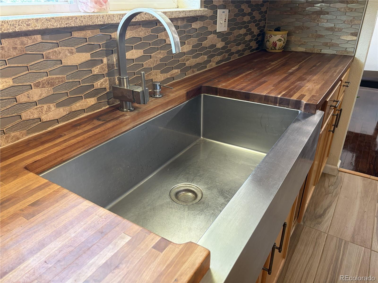 363 Toledo Street Aurora CO 80011
