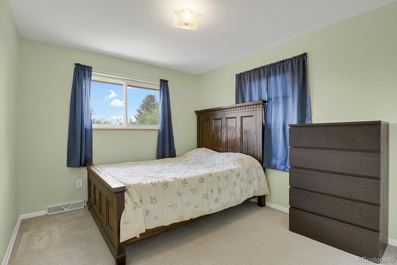 363 Toledo Street Aurora CO 80011