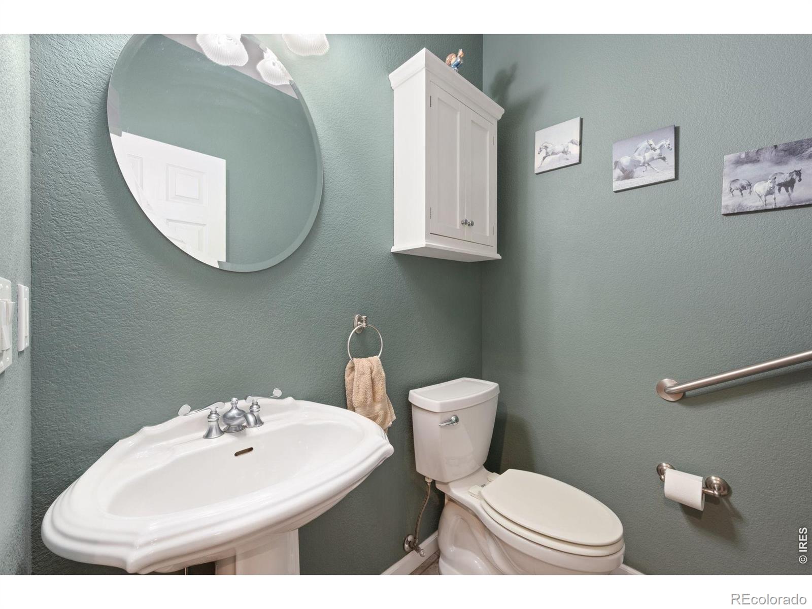 527 Valley View Road Loveland CO 80537